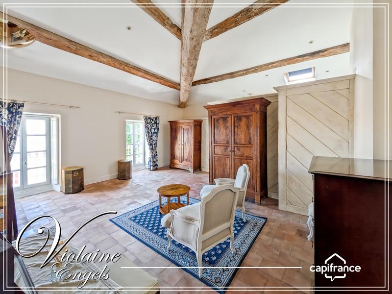 Maison bourgeoise - 433 m² - 12 pièces