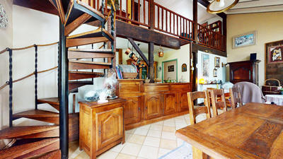 Viager - Maison - 202 m² - 7 pièces