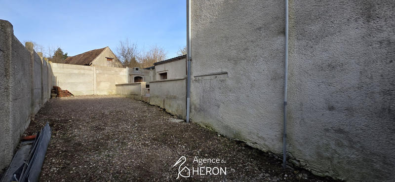 Maison - 111 m² - 7 pièces