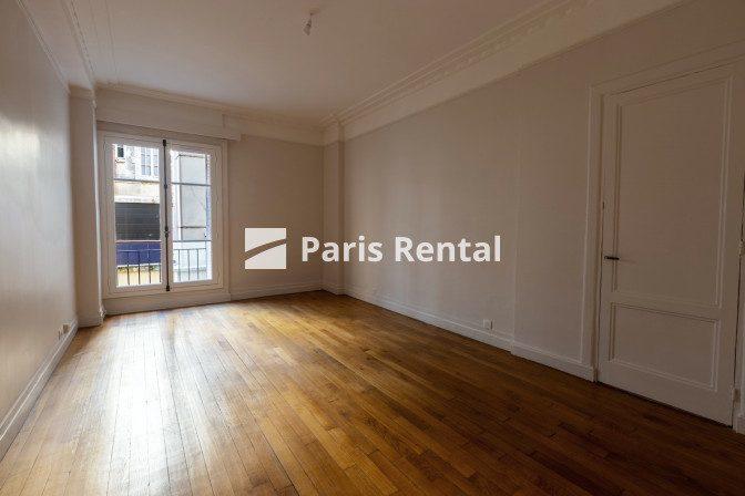 Appartement - 228 m² - 5 pièces