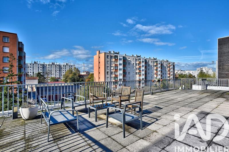 Appartement - 100 m² - 4 pièces