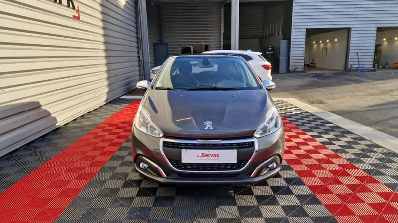 Peugeot 208 Bluehdi 100 s&amp;S Signature