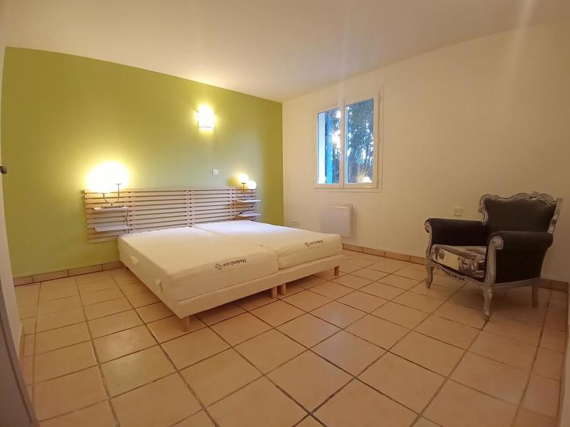 Maison traditionnelle - 188 m² - 7 pièces