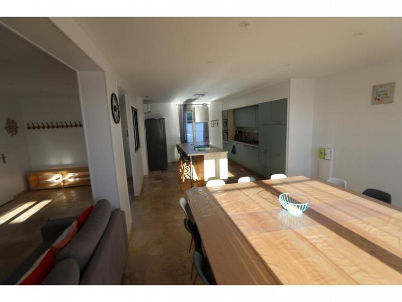 Maison - 121 m² - 5 pièces