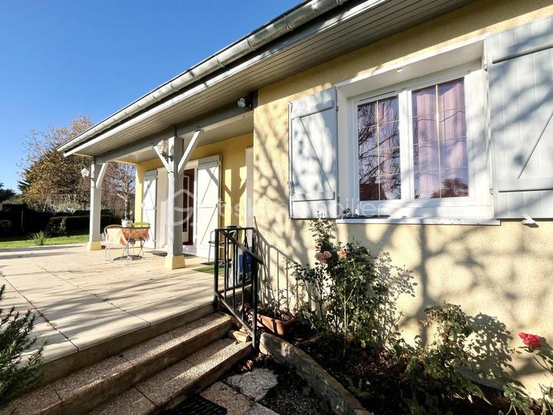 Maison traditionnelle - 89 m² - 5 pièces