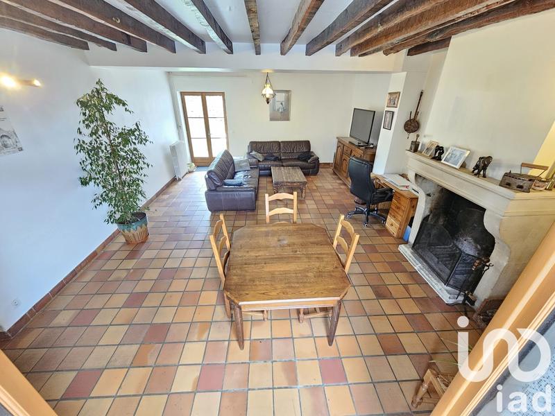 Maison - 180 m² - 8 pièces