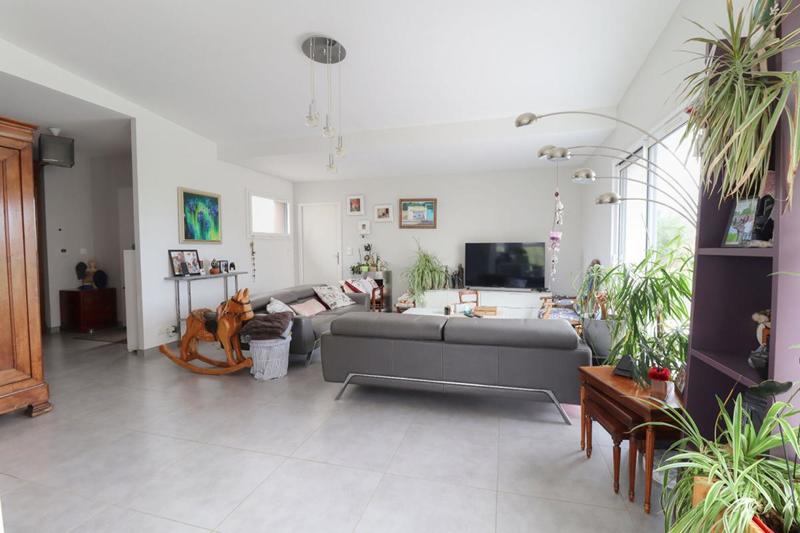 Maison - 167 m² - 5 pièces