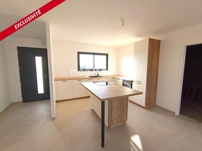 Maison - 98 m² - 6 pièces