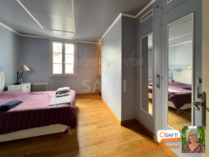 Maison - 179 m² - 5 pièces