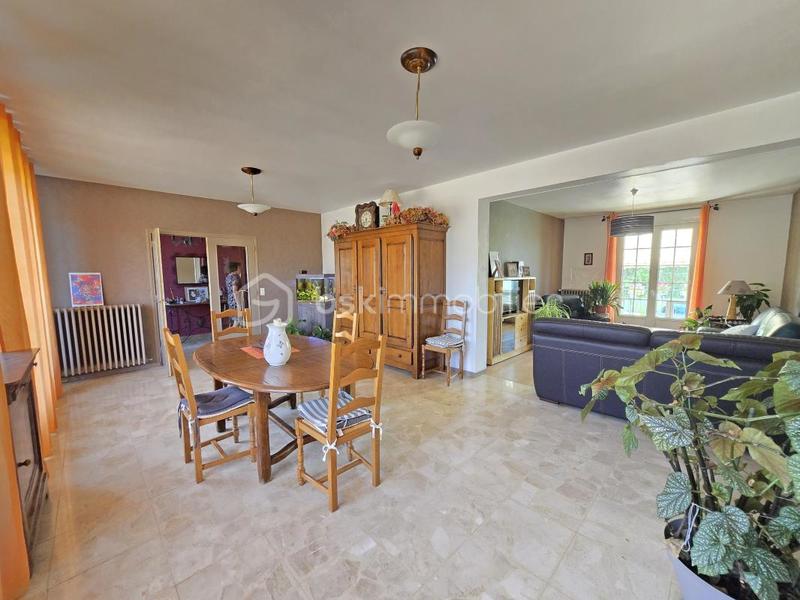 Pavillon - 182 m² - 6 pièces