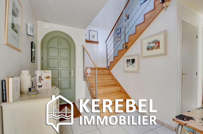 Maison - 180 m² - 7 pièces