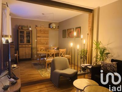 Maison - 95 m² - 5 pièces