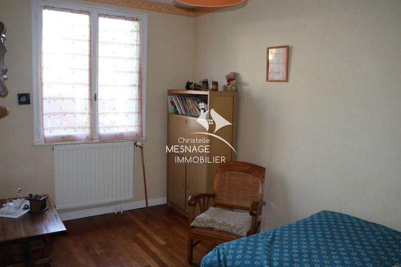 Maison - 121 m² - 7 pièces