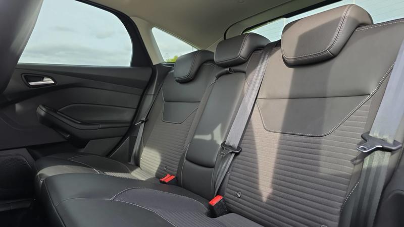 Ford Focus III 2.0 TDCi 150 Powershift 6 Titanium - Automatique