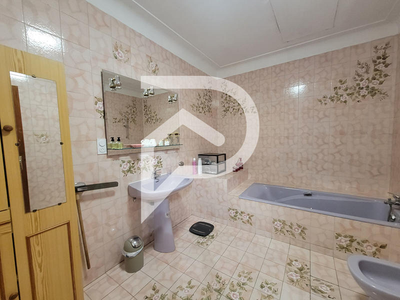 Maison - 131 m² - 6 pièces