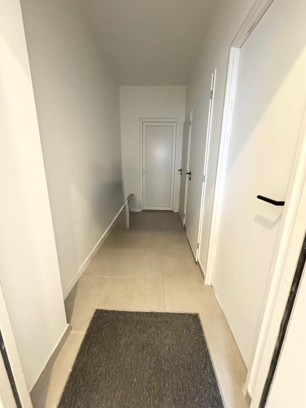 Appartement - 93 m² - 4 pièces