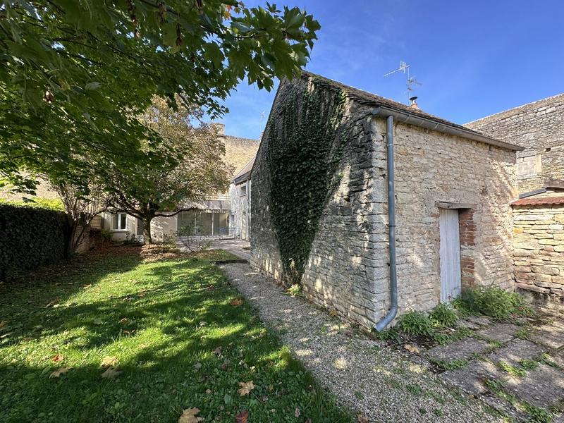 Maison ancienne - 151 m² - 8 pièces