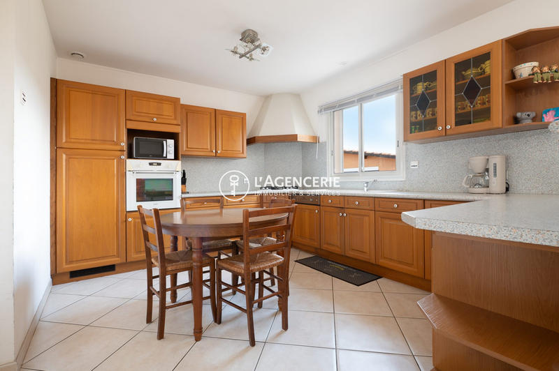 Villa - 140 m² - 5 pièces