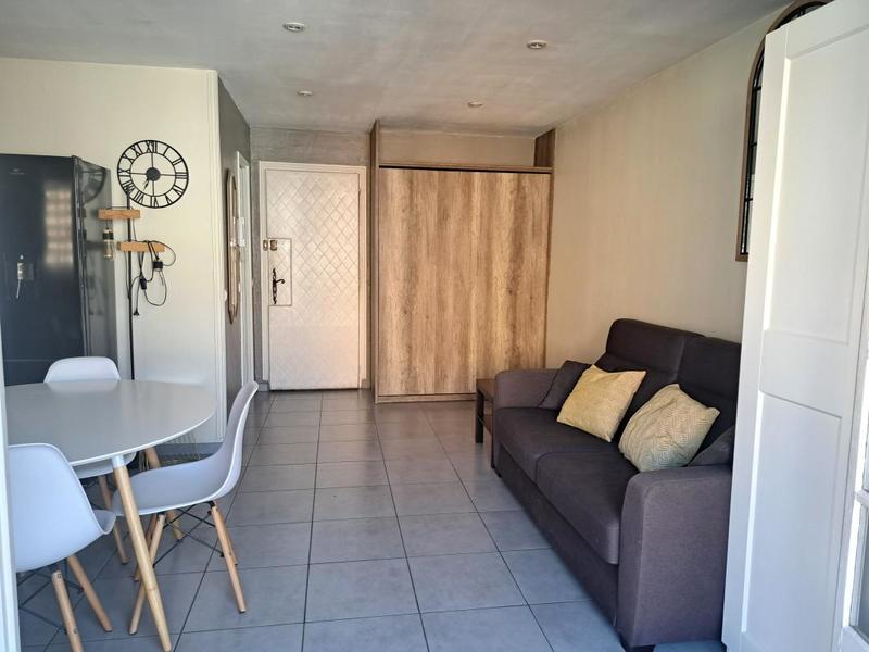 Studio - 28 m² - 1 pièce