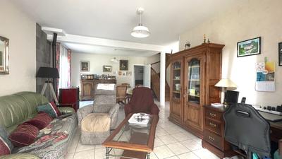 Maison - 101 m² - 6 pièces