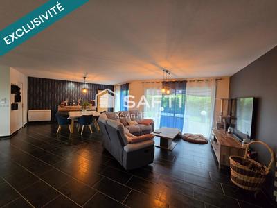 Maison - 205 m² - 5 pièces