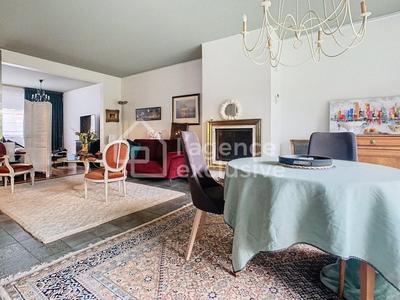 Appartement - 134 m² - 6 pièces