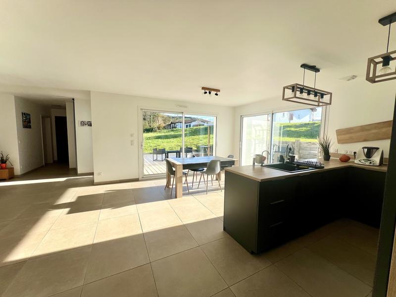 Villa - 109 m² - 4 pièces