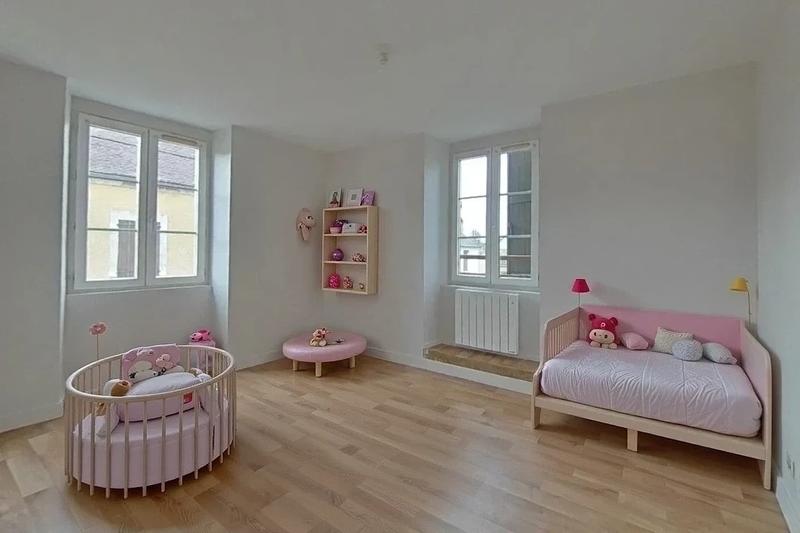 Maison - 94 m² - 5 pièces