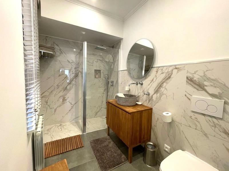 Propriété - 176 m² - 5 pièces