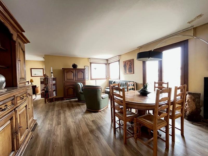 Appartement - 103 m² - 3 pièces