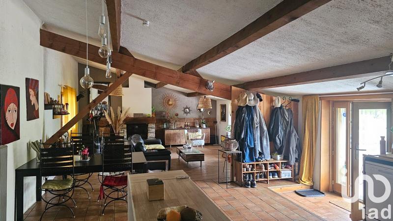 Maison - 290 m² - 12 pièces