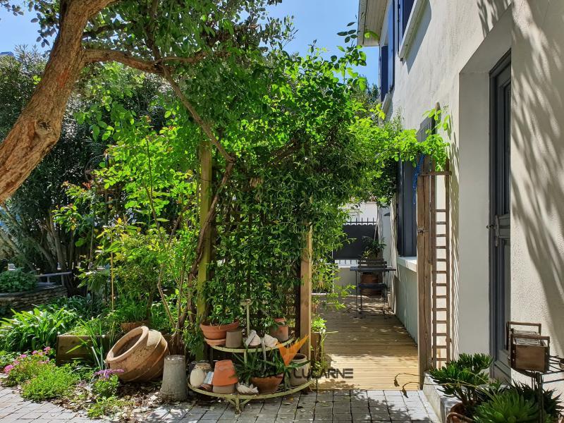 Maison - 175 m² - 8 pièces