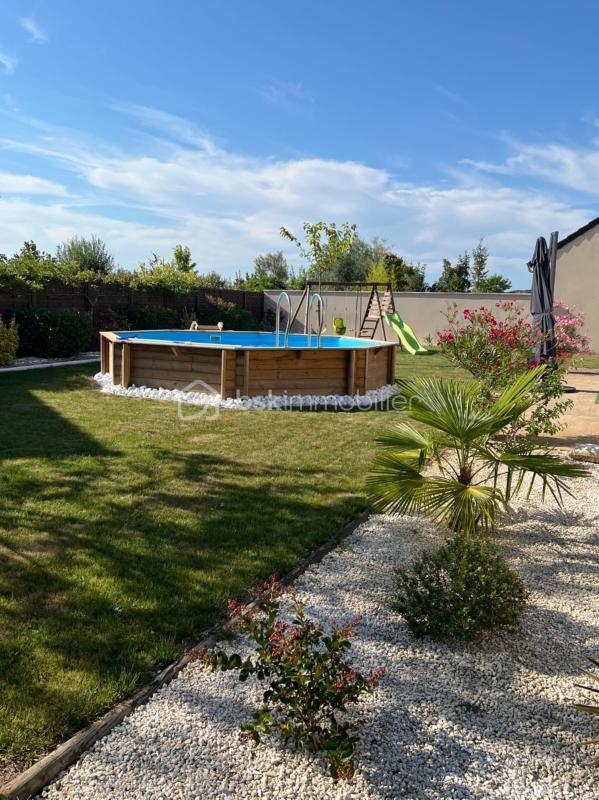 Maison - 97 m² - 4 pièces