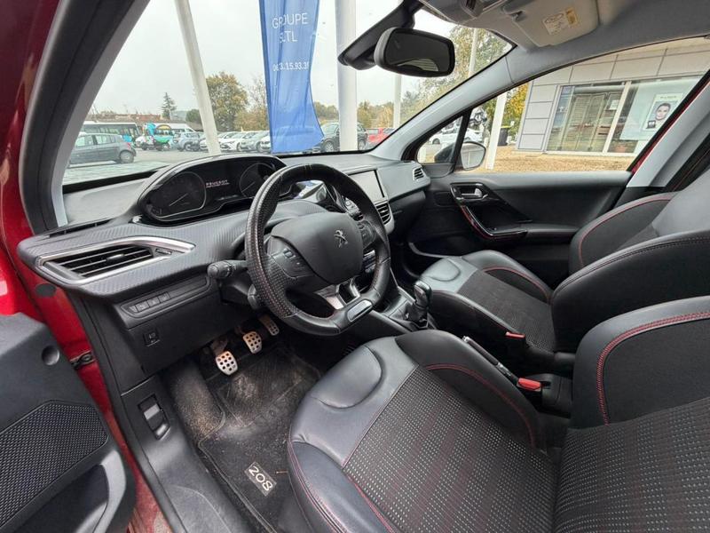 Peugeot 208 Gt Line 1.2 Thp 110 Ch Garantie 6 Mois / Reprise Possible