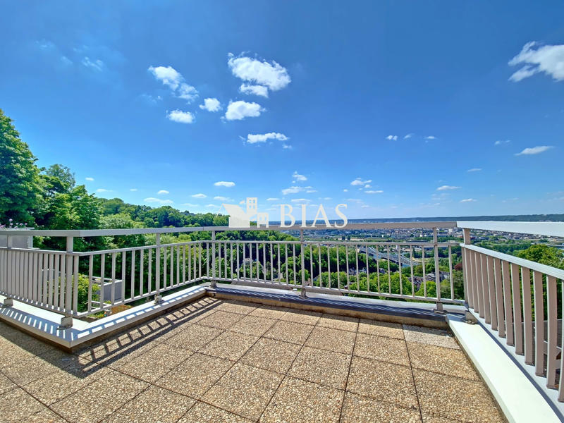 Appartement - 81 m² - 4 pièces