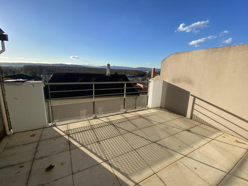 Appartement - 92 m² - 4 pièces