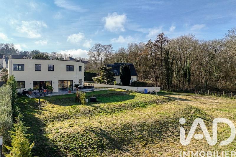 Maison de maîtres - 440 m² - 10 pièces