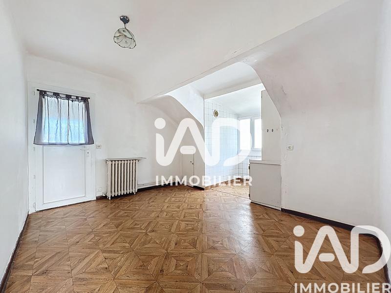 Maison - 97 m² - 5 pièces