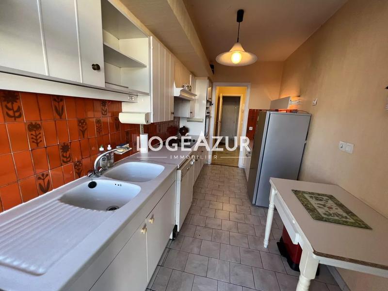 Appartement - 91 m² - 3 pièces
