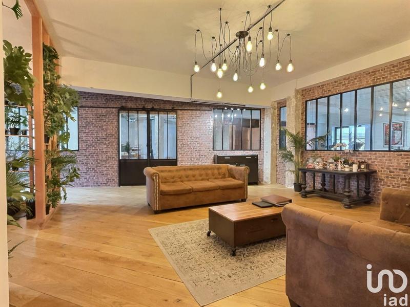 Local commercial - 217 m²