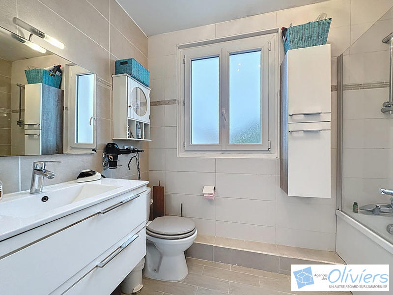 Maison - 81 m² - 5 pièces