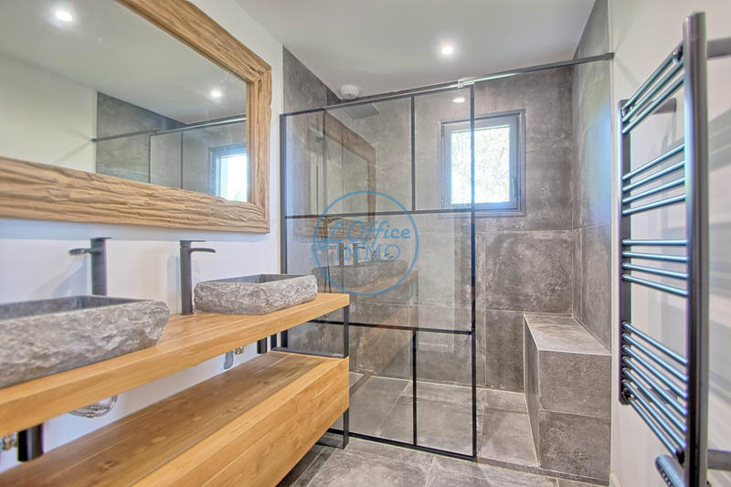 Villa - 100 m² - 4 pièces