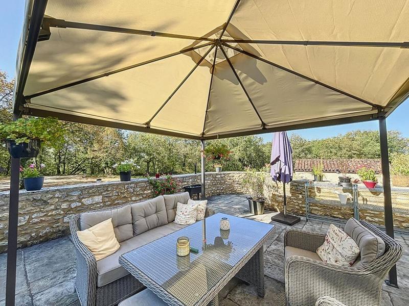 Maison - 350 m² - 12 pièces