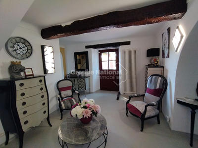 Maison - 480 m² - 20 pièces