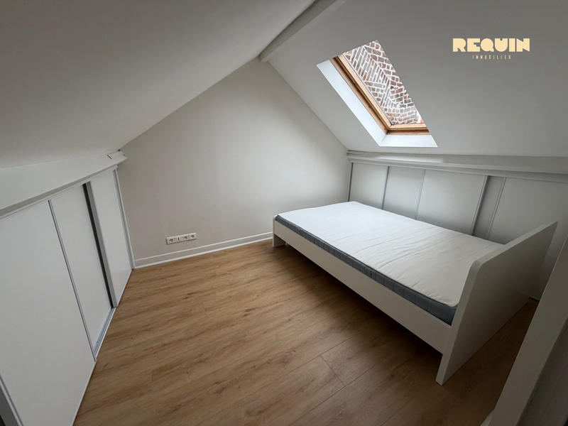 Appartement - 100 m² - 6 pièces