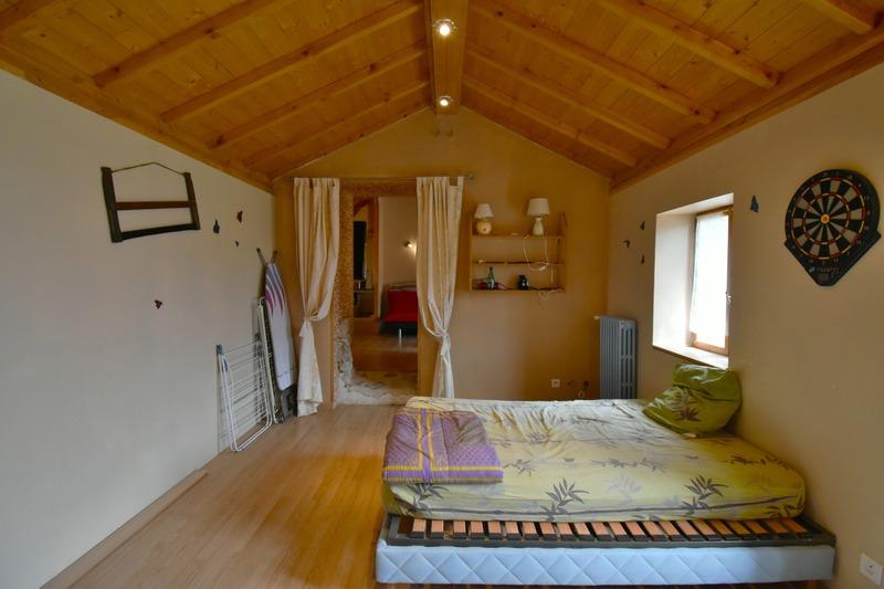 Maison - 98 m² - 5 pièces