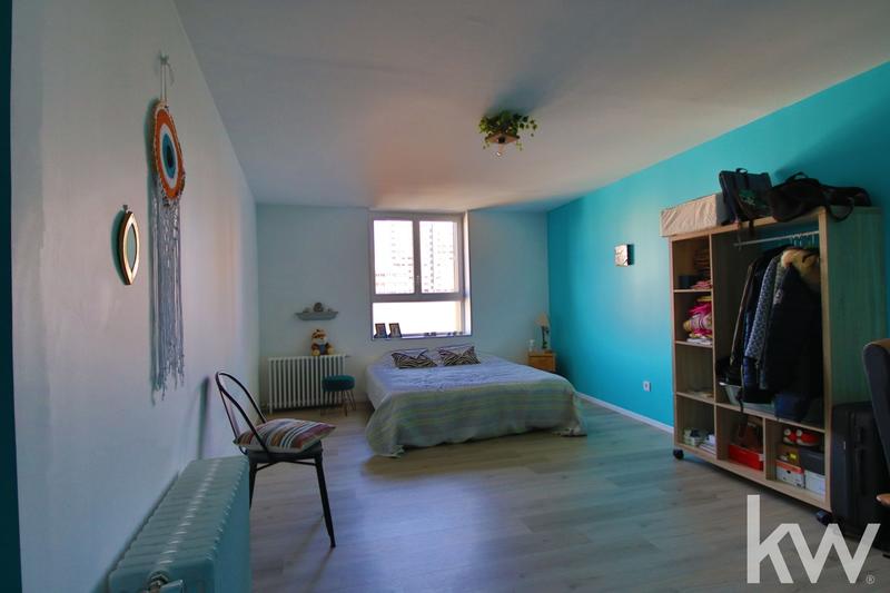 Maison - 143 m² - 7 pièces