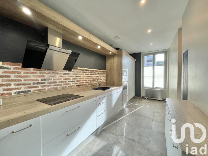 Maison de ville - 247 m² - 8 pièces