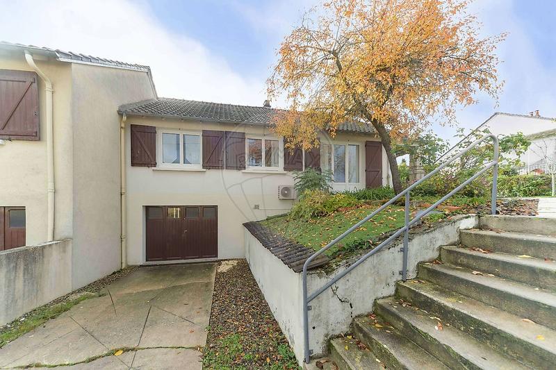 Maison - 79 m² - 4 pièces