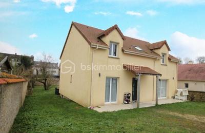 Maison - 165 m² - 7 pièces